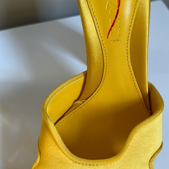 Alexander McQueen Satin Platform Ankle Strap Sandal - Picture 12 of 16